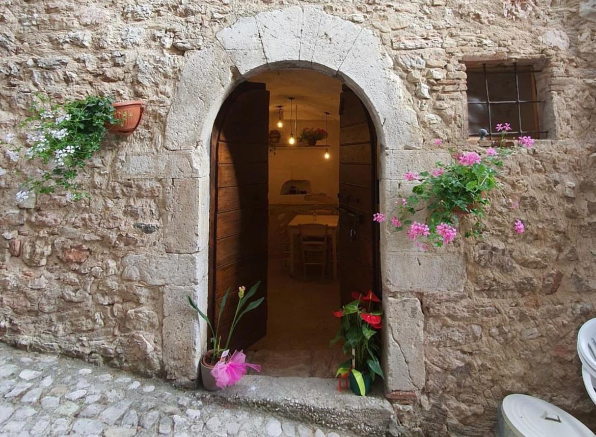 Vila Il Borgo Di Cornillo Meggiano Exteriér fotografie